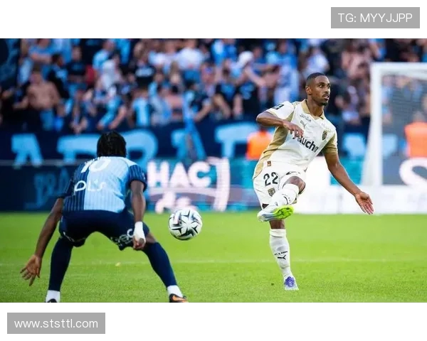 大巴黎主场迎战布雷斯特争夺法甲积分榜重要胜利 大巴黎主场迎战布雷斯特争夺法甲积分榜重要胜利