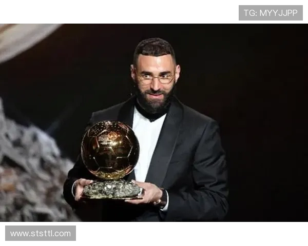 本泽马：从天才少年到足坛传奇的华丽转身与未来展望