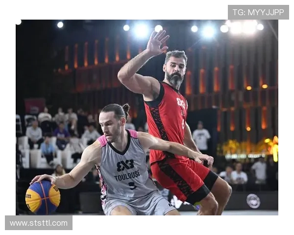 澳大利亚女篮与西班牙队激战正酣谁将晋级国际篮球赛决赛舞台