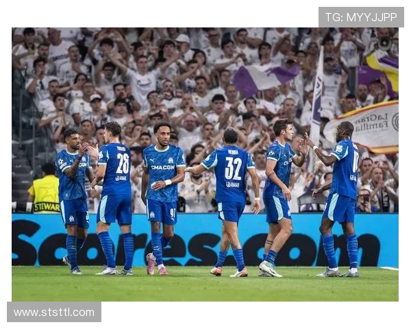 西悉尼与墨尔本城对决分析及战术解析探讨 西悉尼与墨尔本城对决分析及战术解析探讨