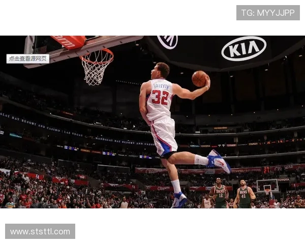 北京篮球队个人能力引发热议球迷观点各异争论不断 北京篮球队个人能力引发热议球迷观点各异争论不断