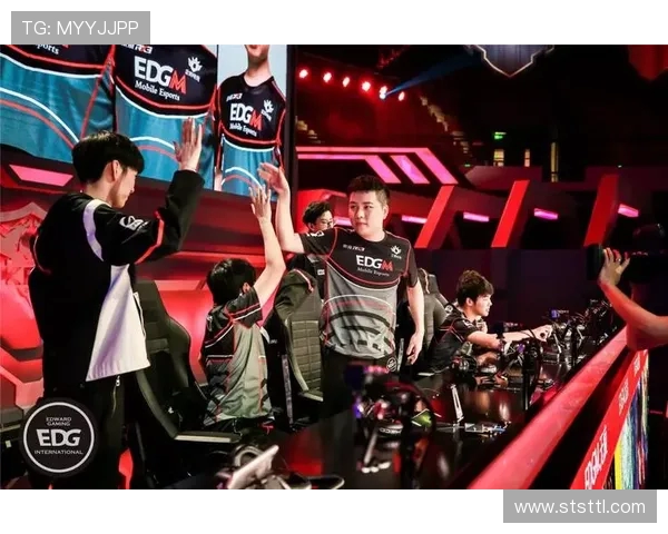 和平精英战术解析：深入探讨EDG团队的区域防守策略与执行细节